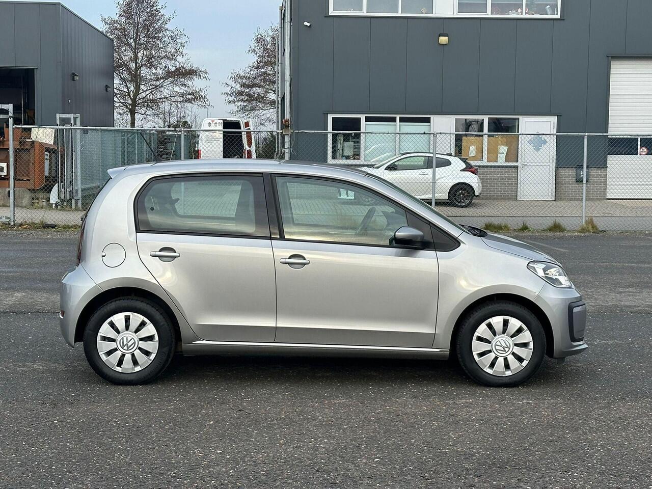 Volkswagen UP! 1.0 BMT move up! DEALER-ONDERHOUD/AIRCO/CRUISE