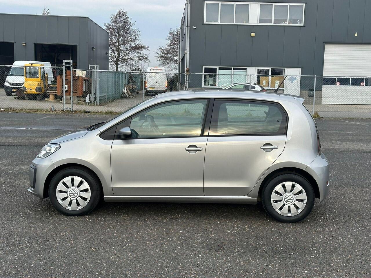 Volkswagen UP! 1.0 BMT move up! DEALER-ONDERHOUD/AIRCO/CRUISE