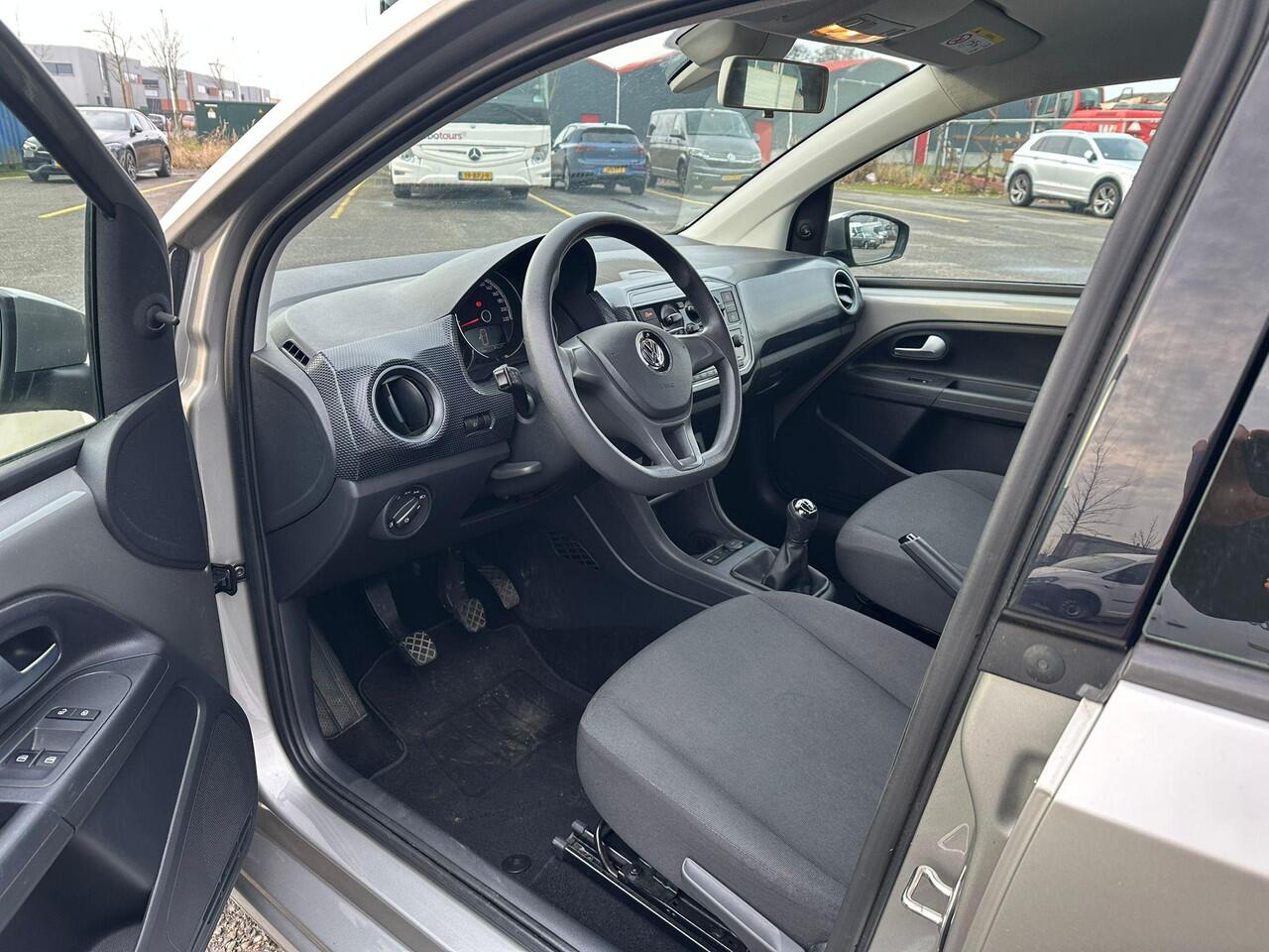 Volkswagen UP! 1.0 BMT move up! DEALER-ONDERHOUD/AIRCO/CRUISE