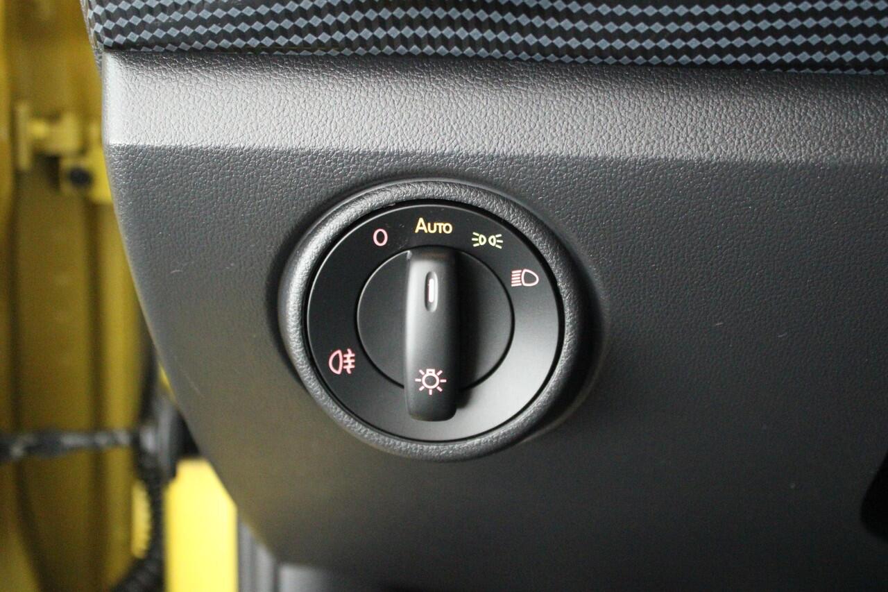 Volkswagen UP! 1.0 BMT 60pk move up! Airco