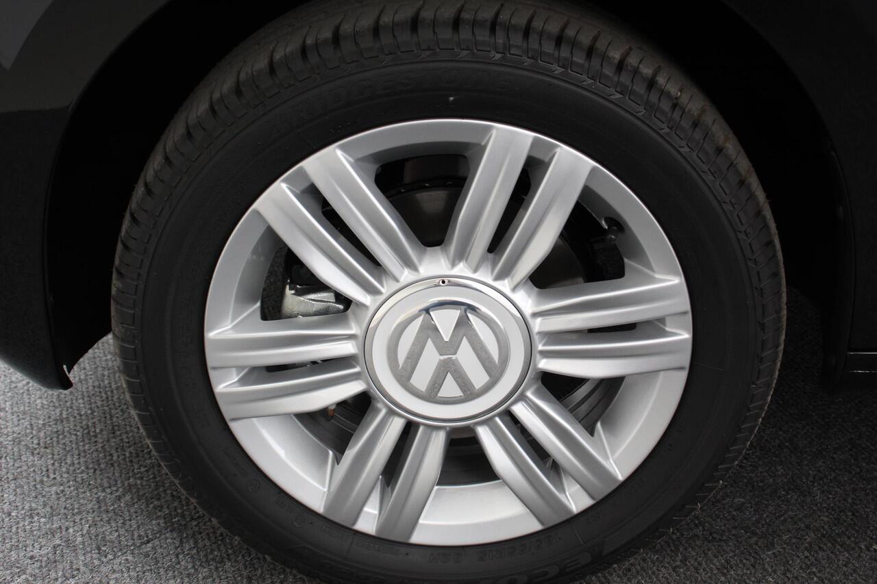 Volkswagen UP! 1.0 Automaat high up! | Airco | Lichtmetalen velgen | Radio | Bluetooth