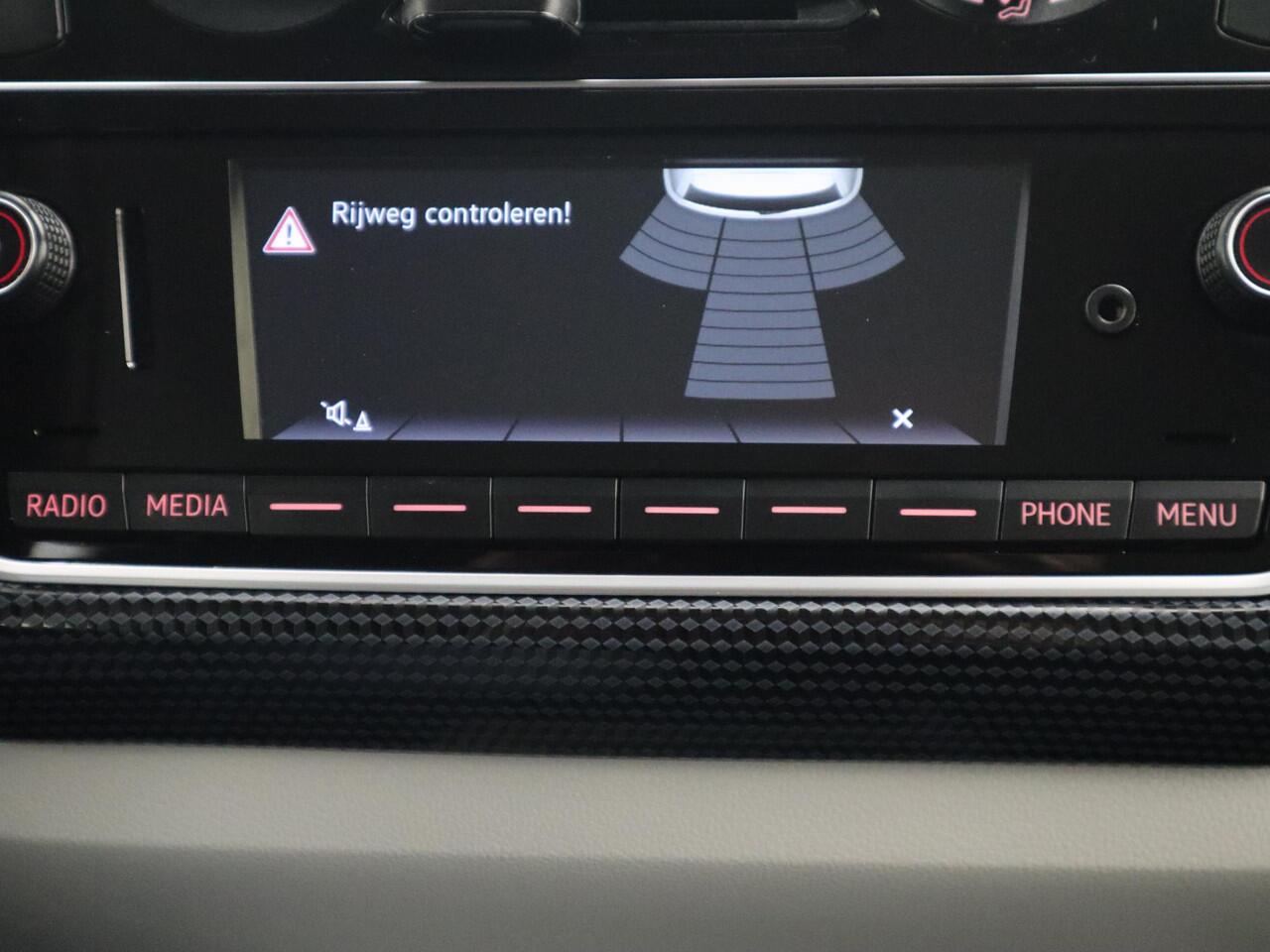 Volkswagen UP! 1.0 BMT move up! 1STE EIG / CRUISE CONTROL / AIRCO / PDC / BLUETOOTH / CRUISE / NL-AUTO