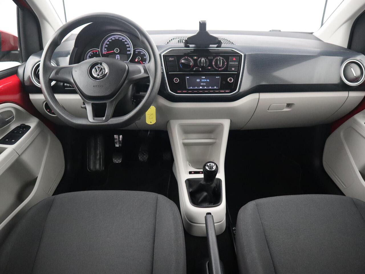 Volkswagen UP! 1.0 BMT move up! 1STE EIG / CRUISE CONTROL / AIRCO / PDC / BLUETOOTH / CRUISE / NL-AUTO