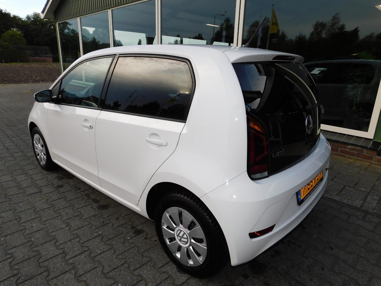 Volkswagen UP! 1.0 MPI 60PK MOVE UP! All-in Prijs! 1 jaar garanti