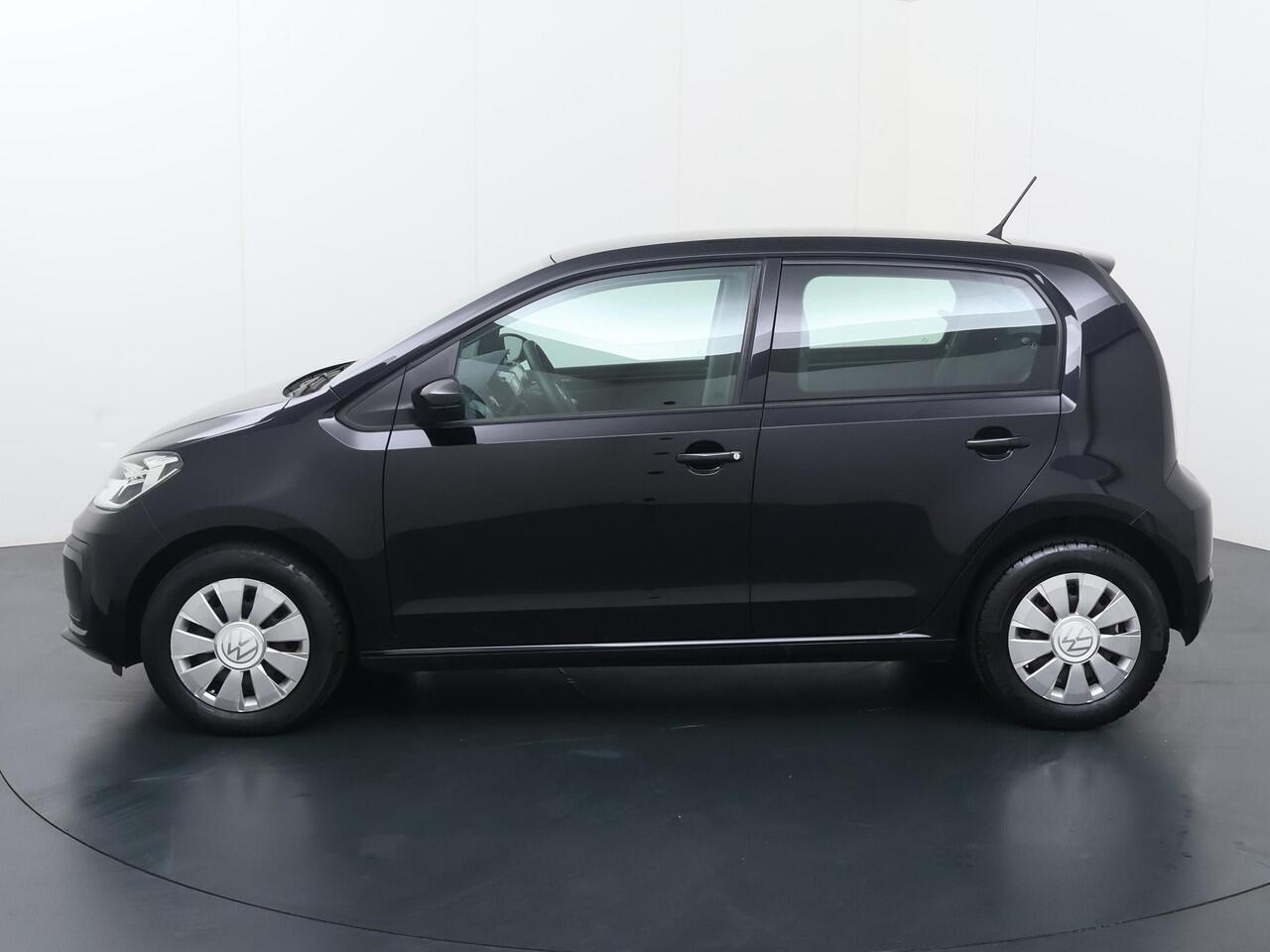 Volkswagen UP! 1.0 BMT move up! | 60 PK | Achteruitrijcamera | Climate control | DAB+ radio |