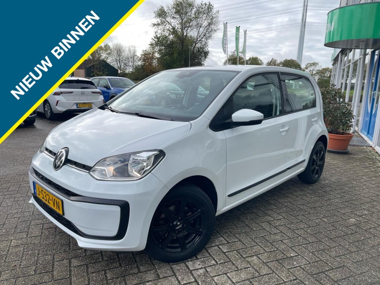 Volkswagen UP! 1.0 BMT move up! Airco, Bluetooth, Lm velg