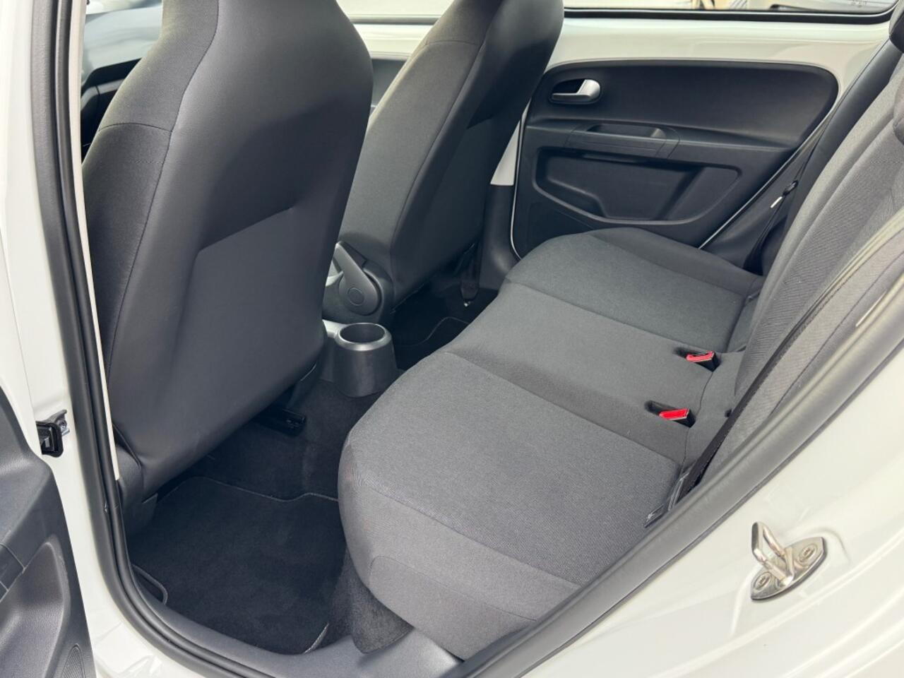 Volkswagen UP! 1.0 BMT MOVE UP! 5-drs airco bluetooth lane assist