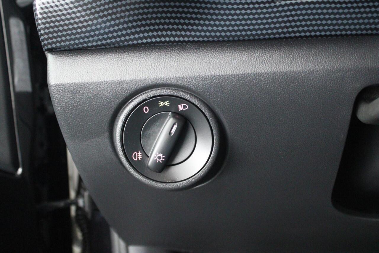 Volkswagen UP! 1.0 BMT 60pk take up! Airco Maps&More