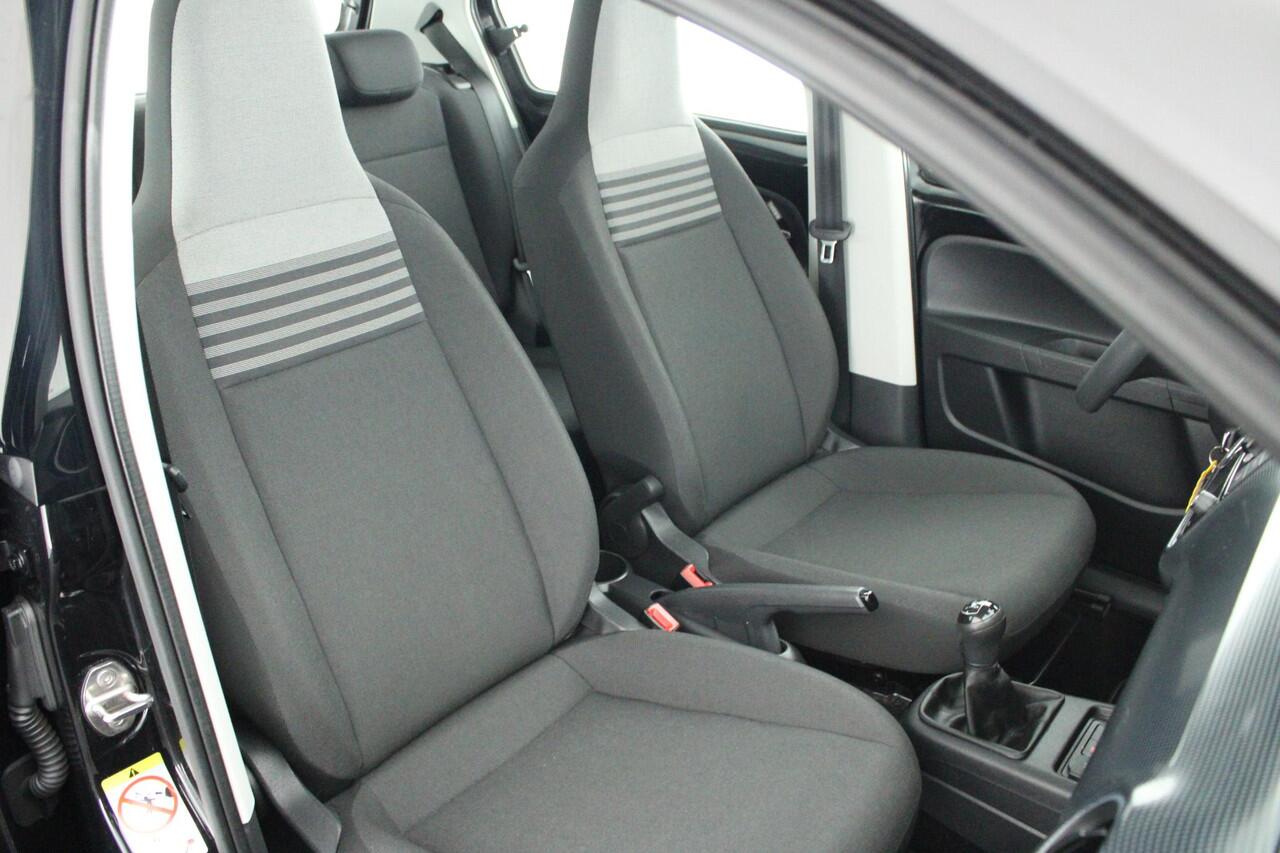 Volkswagen UP! 1.0 BMT 60pk take up! Airco Maps&More