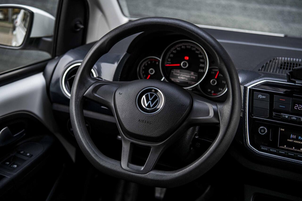Volkswagen UP! 1.0 BMT 65 pk | Climatronic | Cruise Control | Parkeersensoren