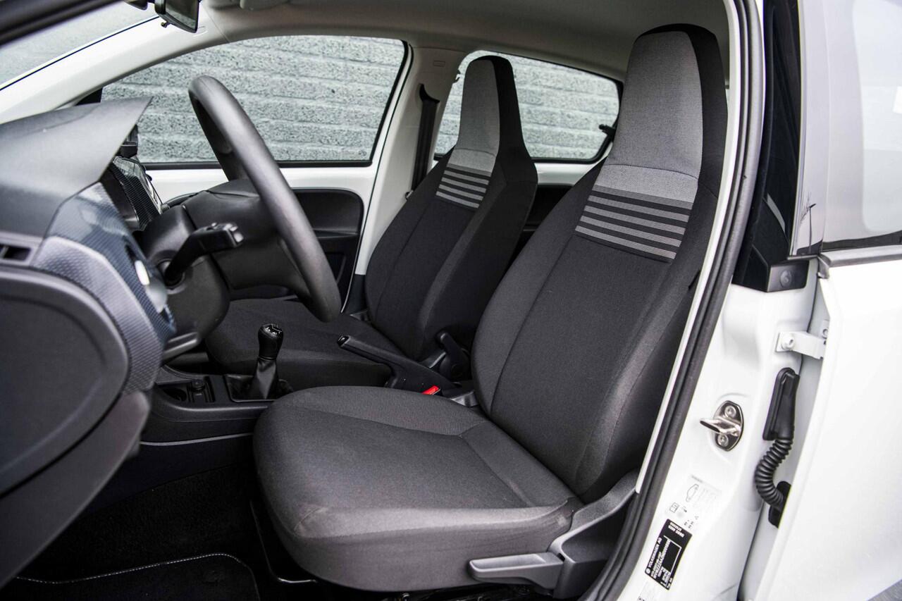 Volkswagen UP! 1.0 BMT 65 pk | Climatronic | Cruise Control | Parkeersensoren