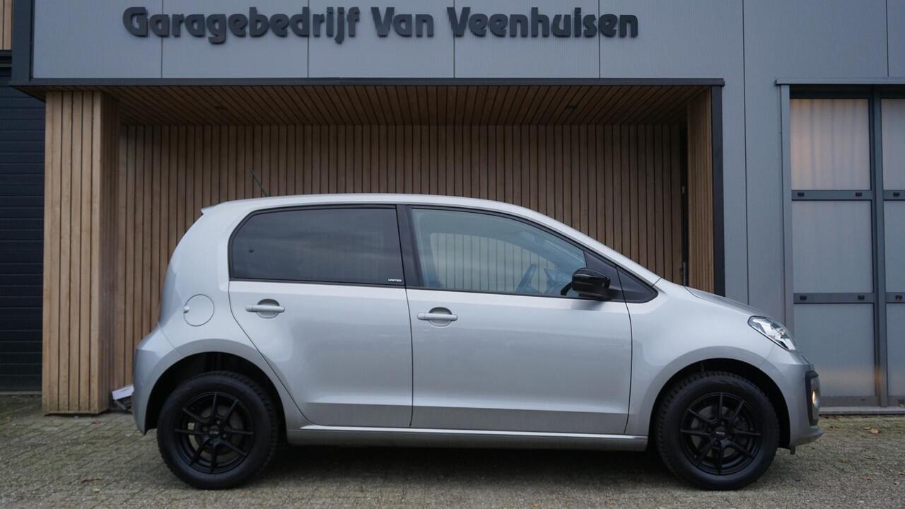Volkswagen UP! 1.0 60PK 5Drs United Clima Cruise A-Camera 14inch LM DAB 79620km! Complete Up!