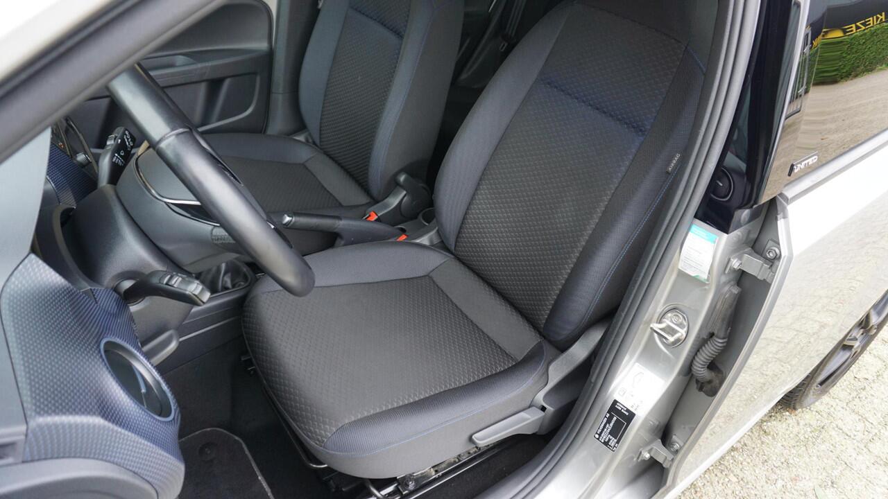 Volkswagen UP! 1.0 60PK 5Drs United Clima Cruise A-Camera 14inch LM DAB 79620km! Complete Up!