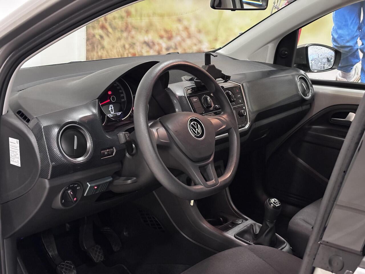 Volkswagen UP! 1.0 BMT move up! | 5-deurs | Airco | NL-Auto |