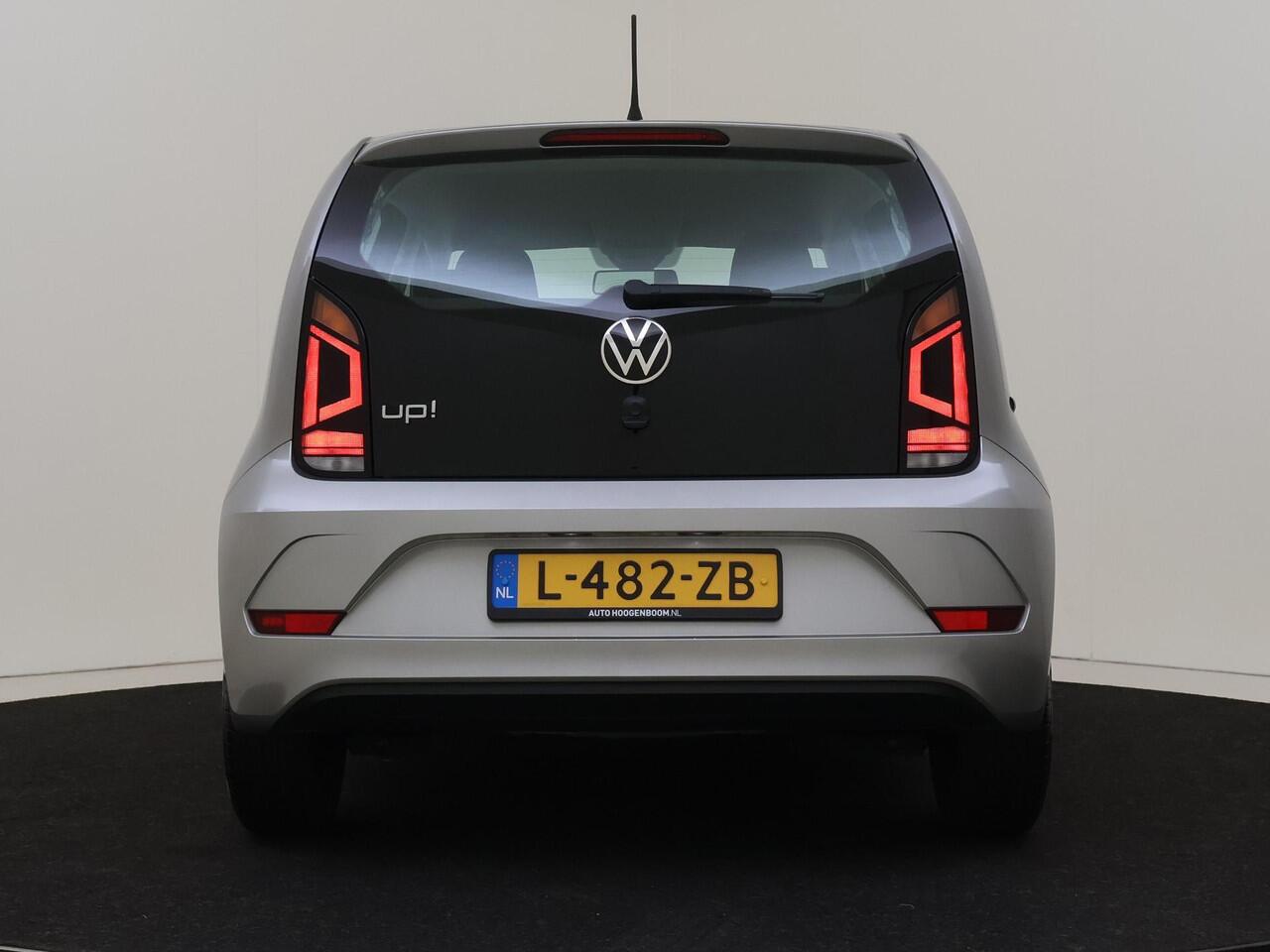 Volkswagen UP! 1.0 | Airco | Bluetooth | DAB Ontvanger | Lane assist | Elektrische ramen |