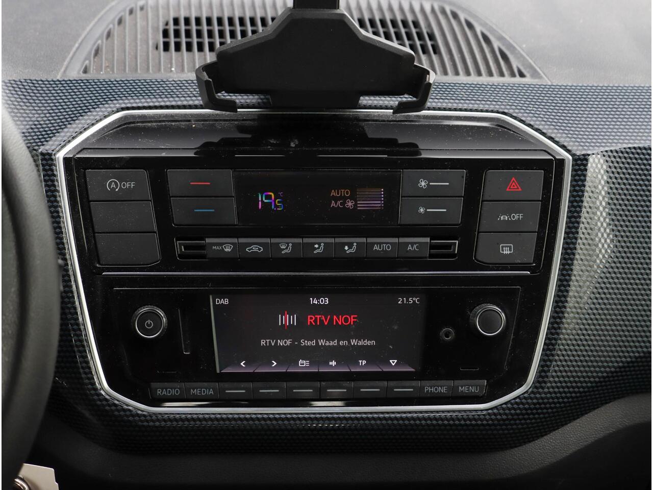 Volkswagen UP! 1.0 Camera | Climate Control | Cruise Control | PDC