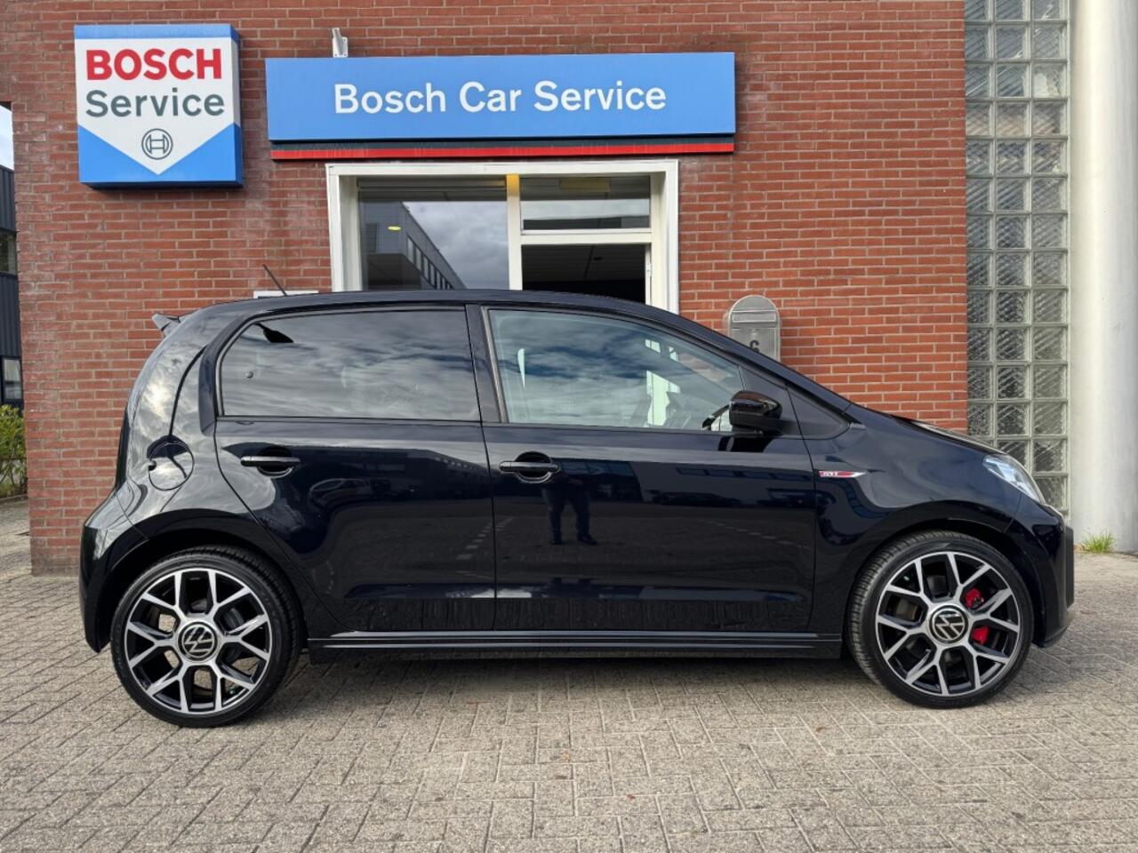 Volkswagen UP! 1.0 TSI GTI 85kW 5-drs Beats