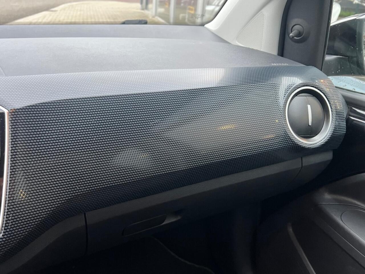 Volkswagen UP! 1.0 MOVE UP! BLUEM.