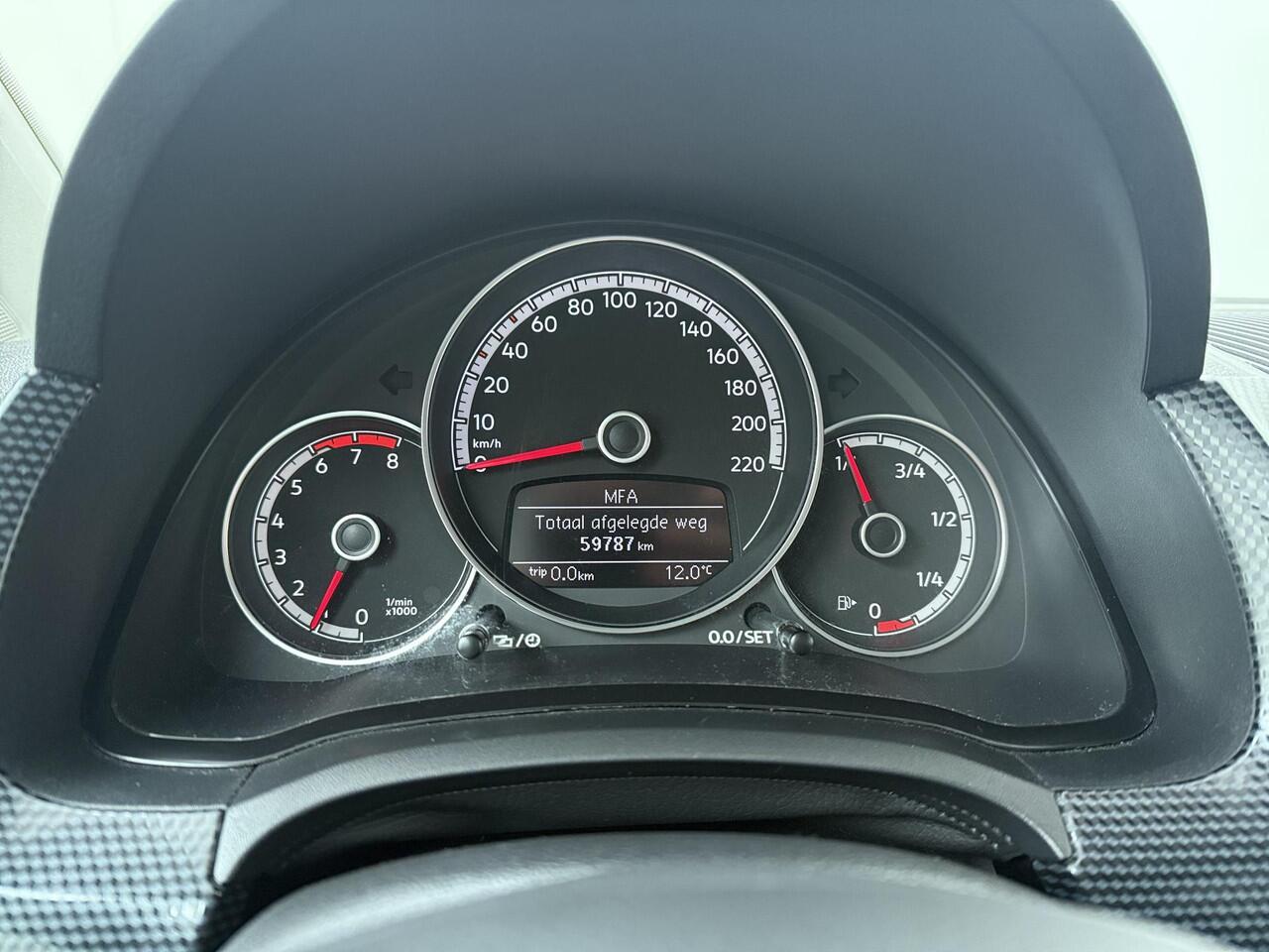 Volkswagen UP! 1.0 | 65 PK | DAB radio | Airco | Bluetooth |