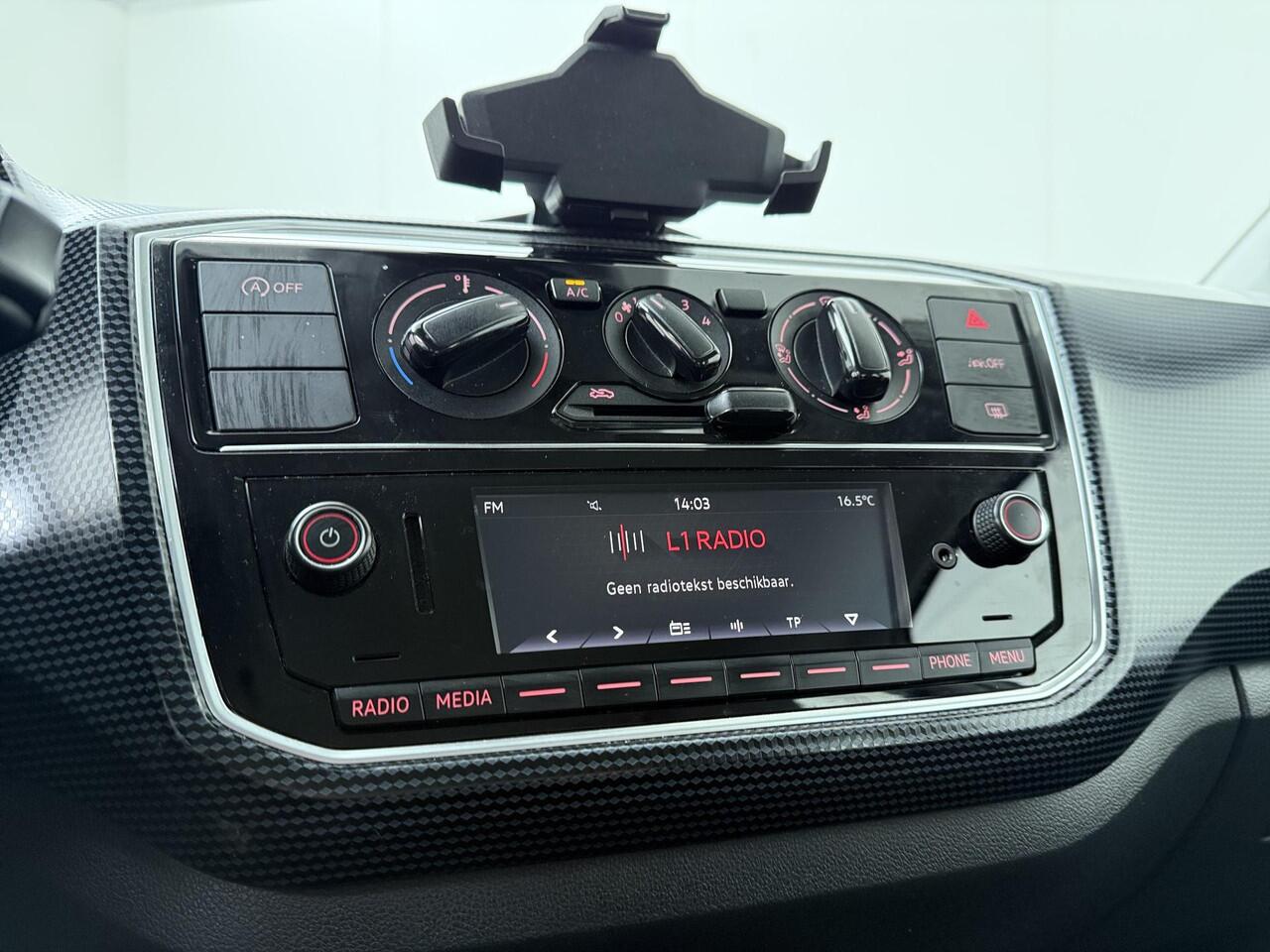 Volkswagen UP! 1.0 | 65 PK | Airco | Lane assist | DAB+ radio |