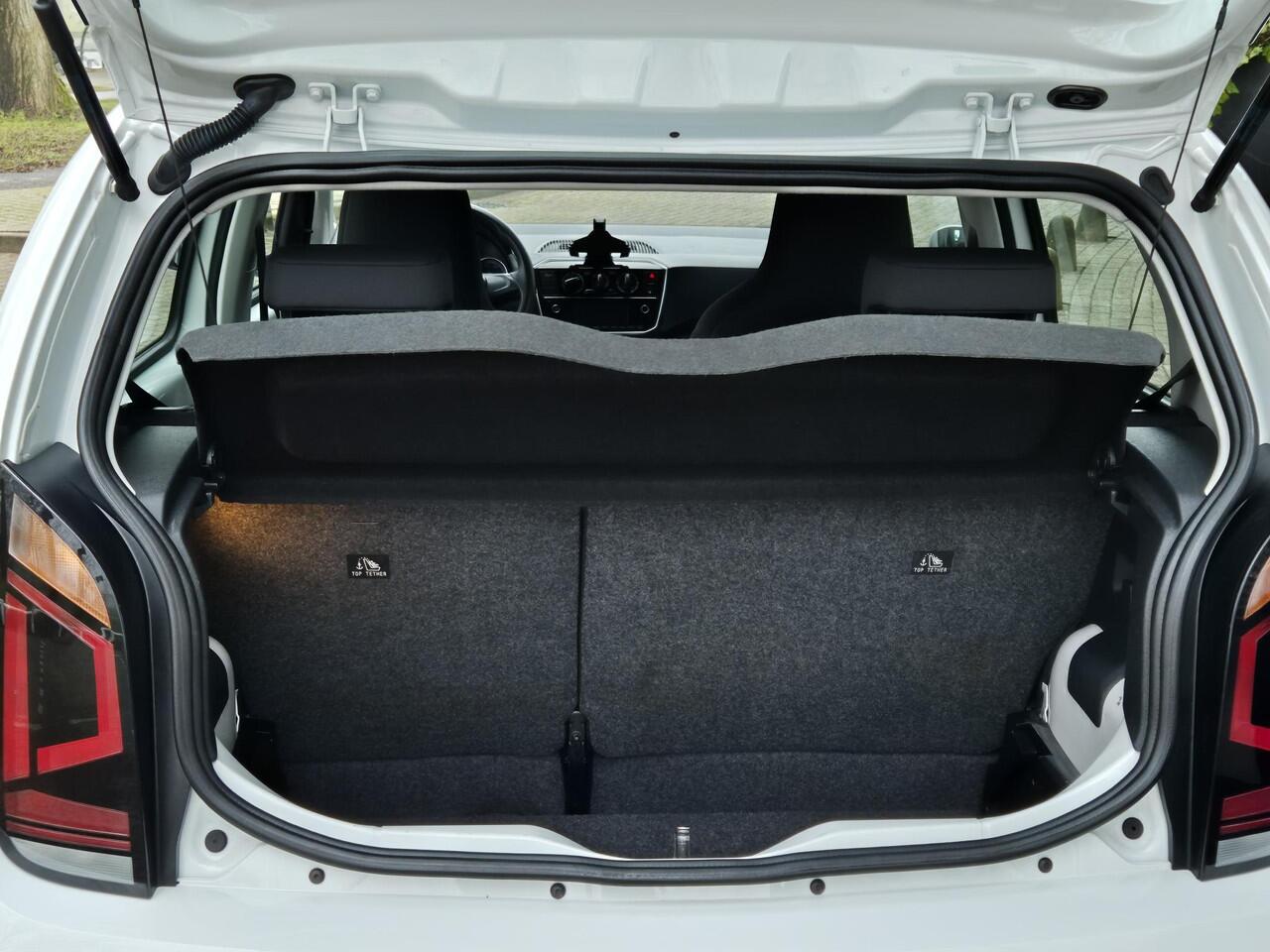 Volkswagen UP! 1.0 BMT move up! | Airco | Centr. vergr. op afstand | BlueTooth | Stuurbekrachttiging