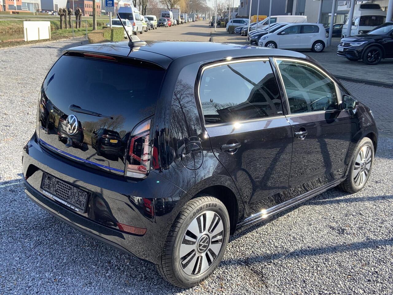 Volkswagen UP! e-Up! e-up! United (Camera,LM,Clima,Winter)