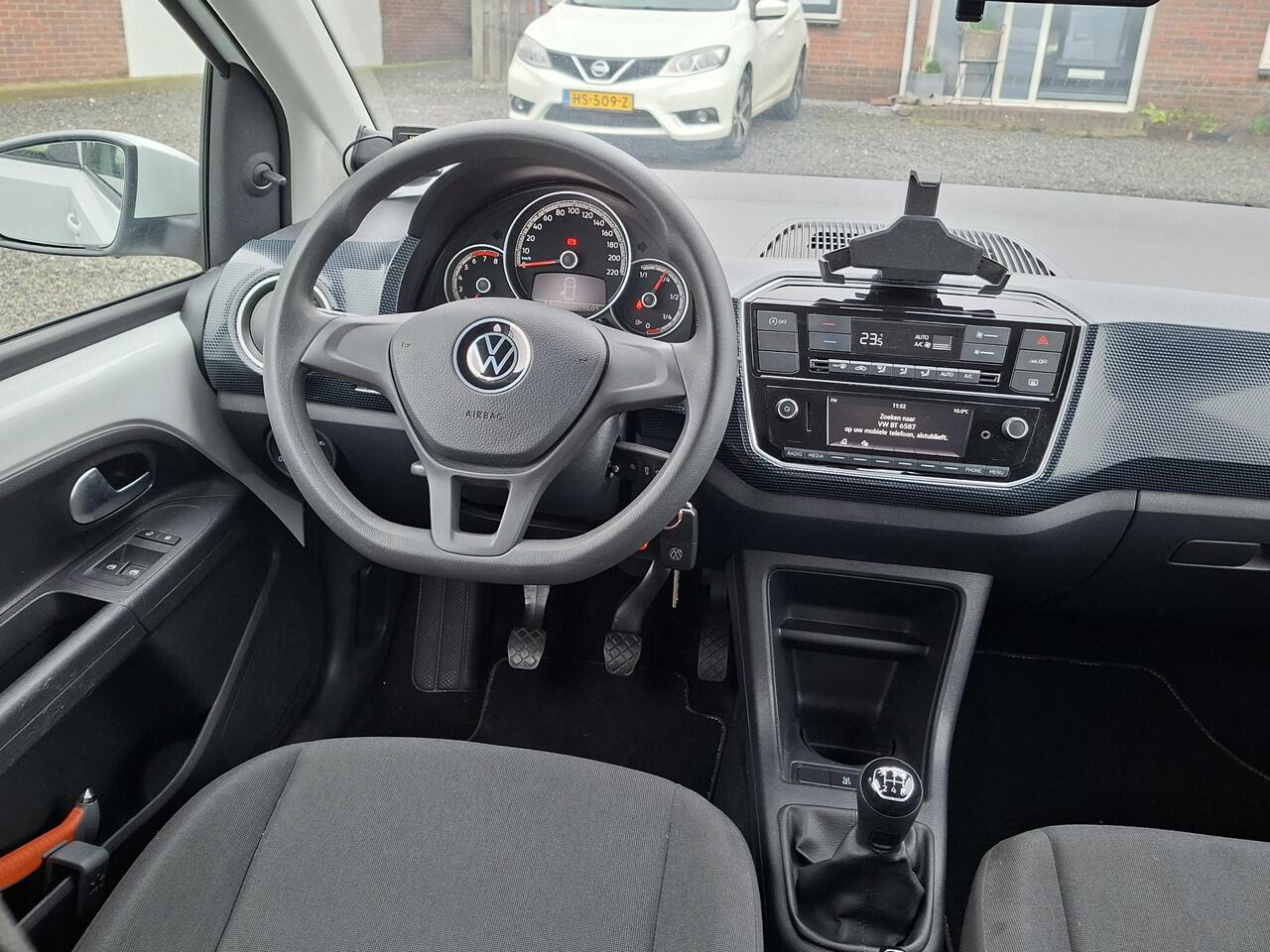 Volkswagen UP! 1.0 BMT move up! AIRCO | CRUISE | PDC / CAMERA | NL-auto | rijklaarprijs !!