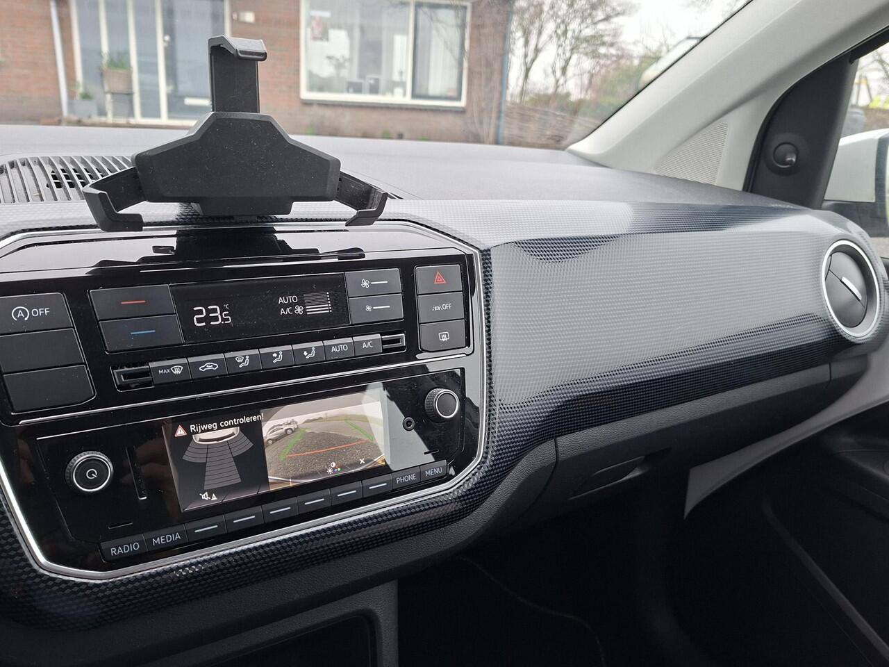 Volkswagen UP! 1.0 BMT move up! AIRCO | CRUISE | PDC / CAMERA | NL-auto | rijklaarprijs !!