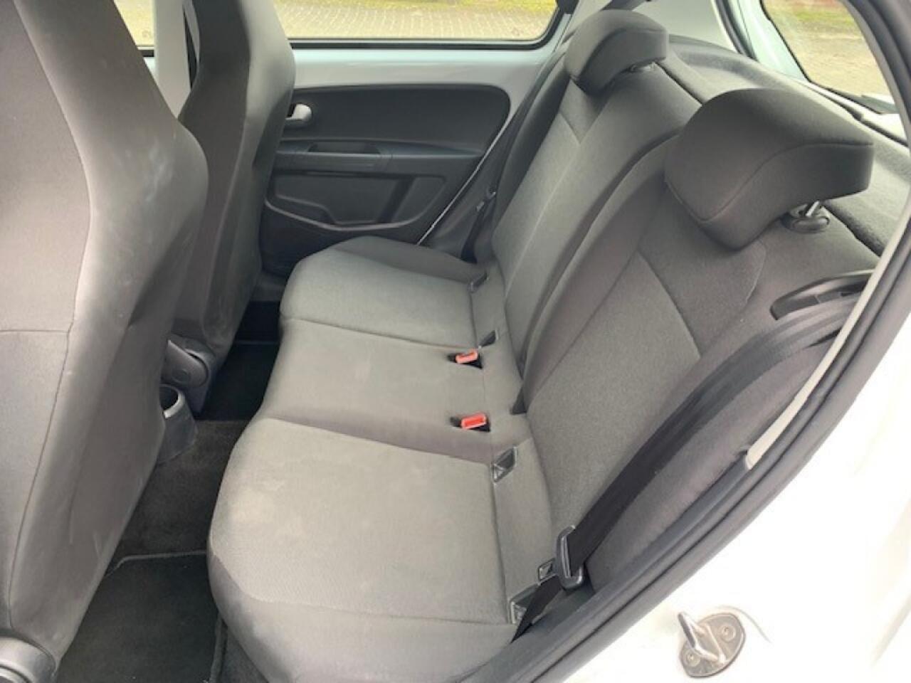Volkswagen UP! 1.0 AIRCO