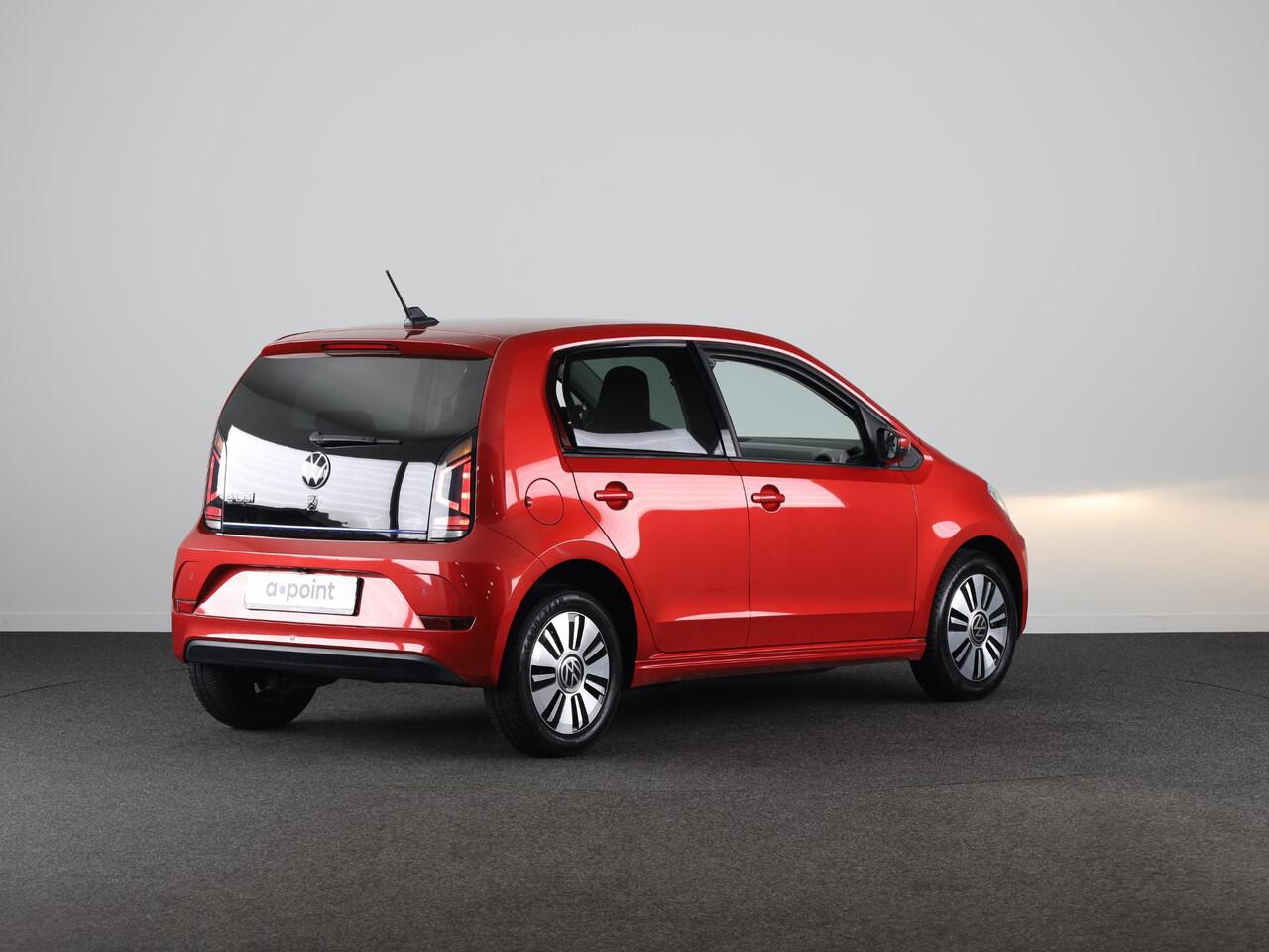 Volkswagen UP! e-Up! e-up! Style 83PK | Navigatie via app | Cruise control | LM velgen | Acteruitrijcamera | Multifunctioneel stuurwiel |
