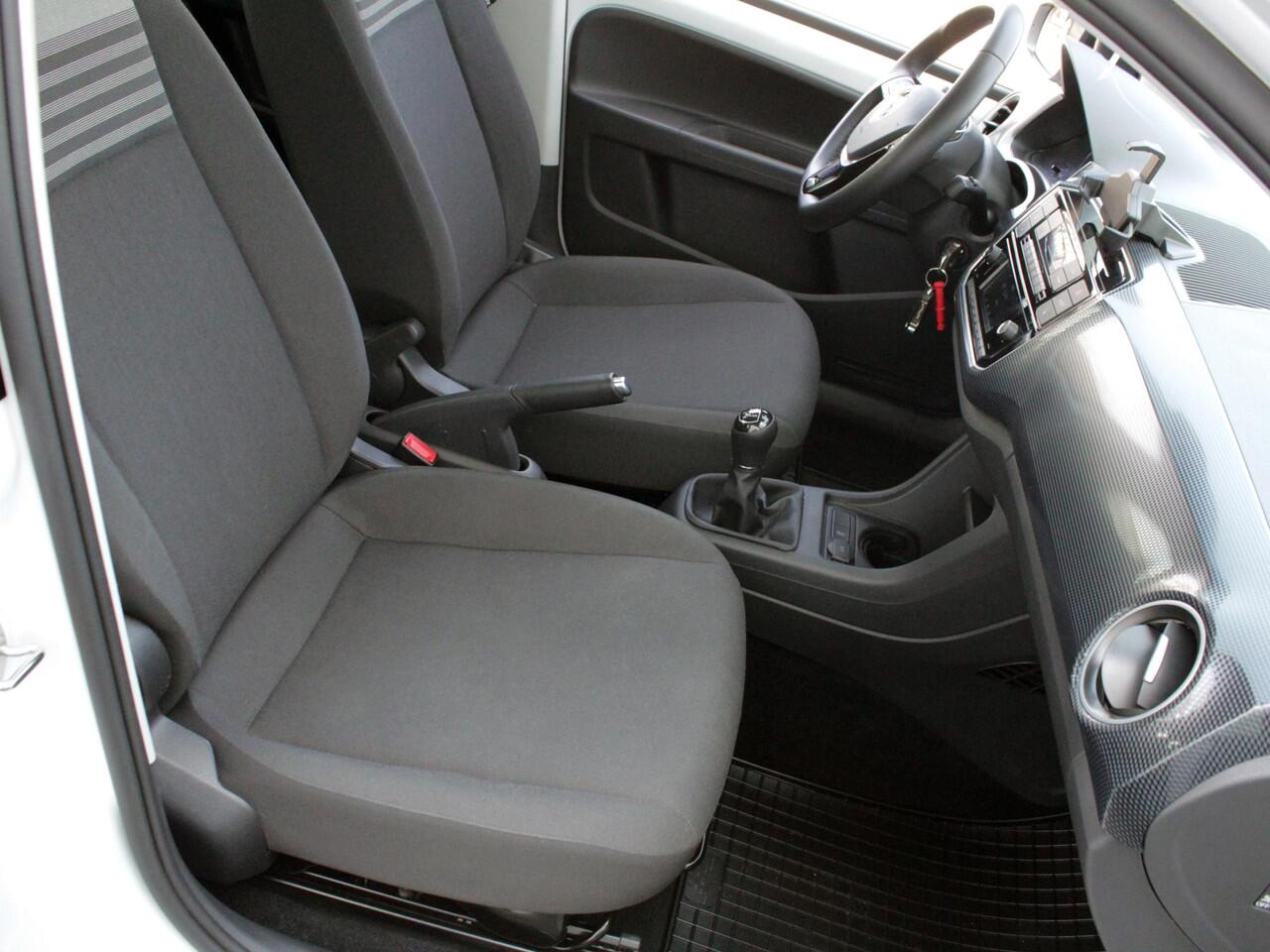 Volkswagen UP! 1.0 Comfort + Winter pack | Clima | Camera | Park sens | Lm-Velgen