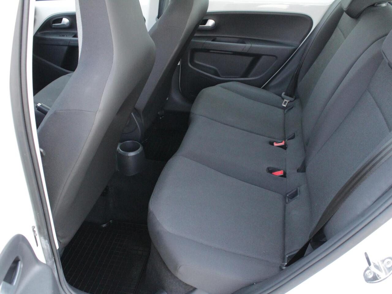 Volkswagen UP! 1.0 Comfort + Winter pack | Clima | Camera | Park sens | Lm-Velgen