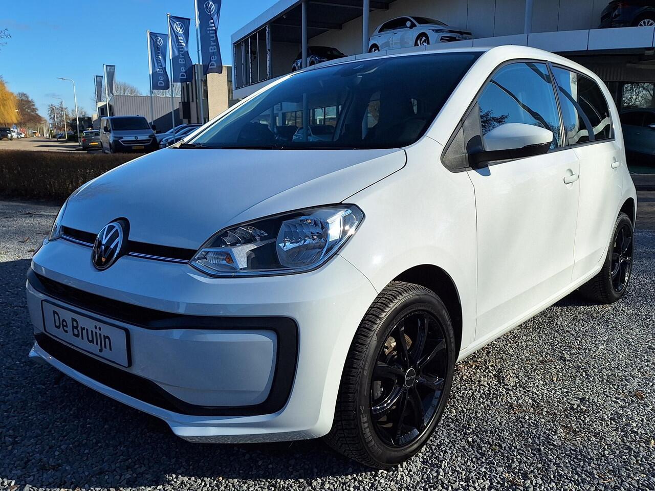 Volkswagen UP! 1.0 (Clima,Camera,LM,Cruise)