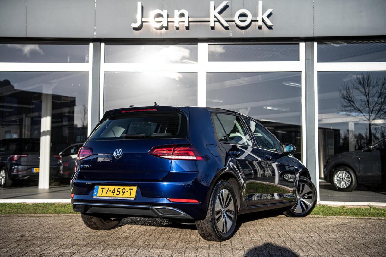Volkswagen e-Golf 35,8 kWh 136 pk | Warmtepomp | Full LED | Navigatie