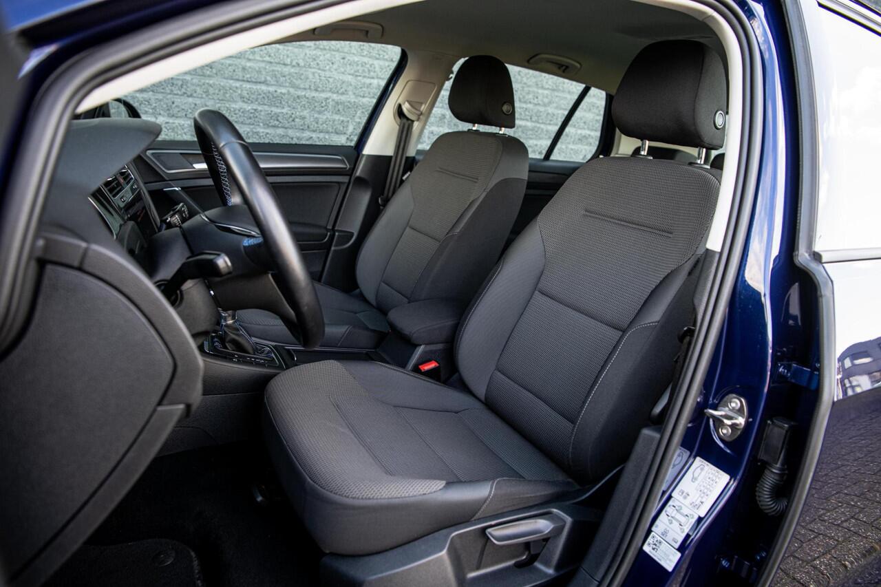 Volkswagen e-Golf 35,8 kWh 136 pk | Warmtepomp | Full LED | Navigatie