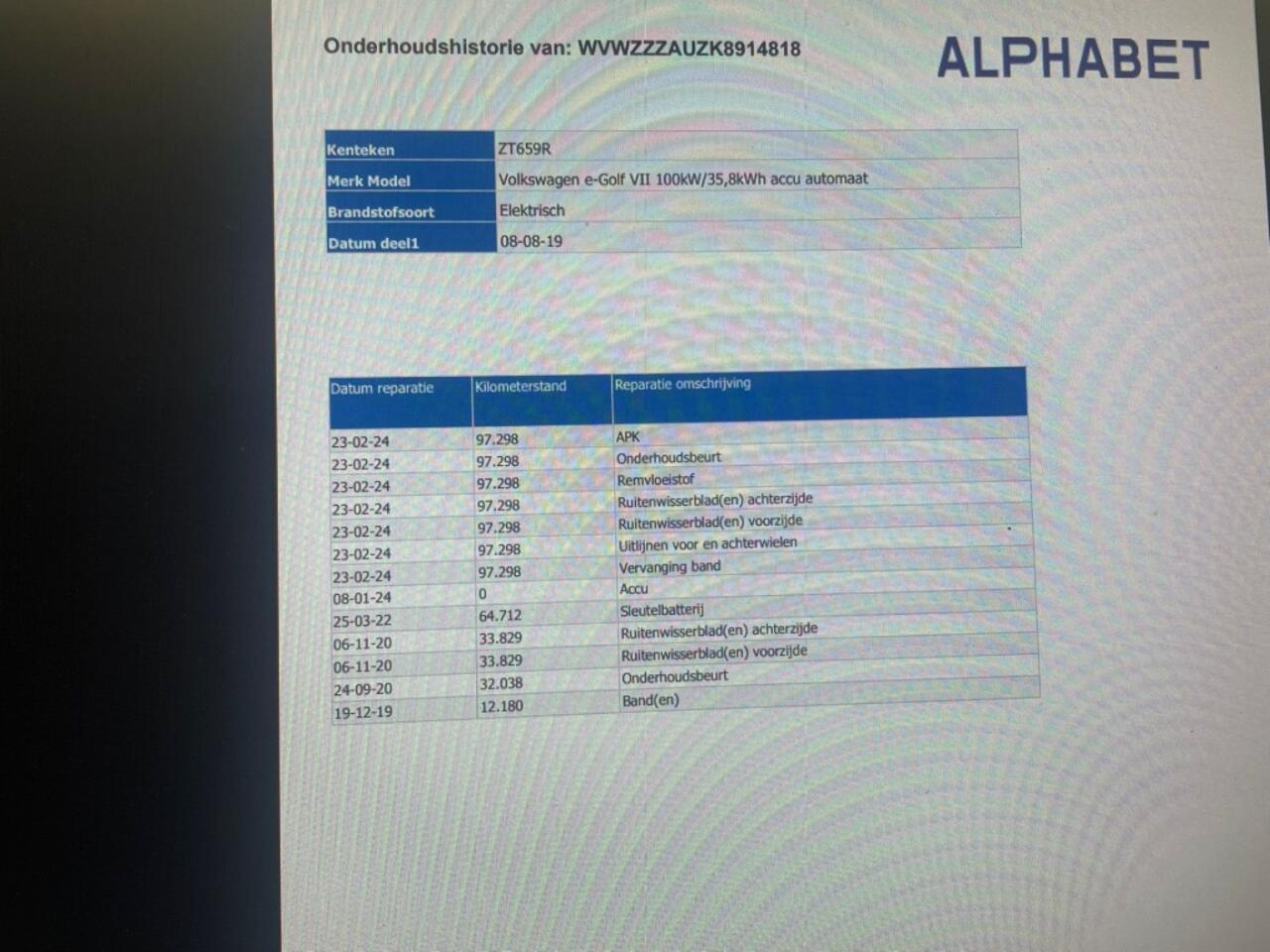 Volkswagen e-Golf Electric - Carplay, Camera, Leer, Stoelverw. Digtal cockpit, SOH 88%