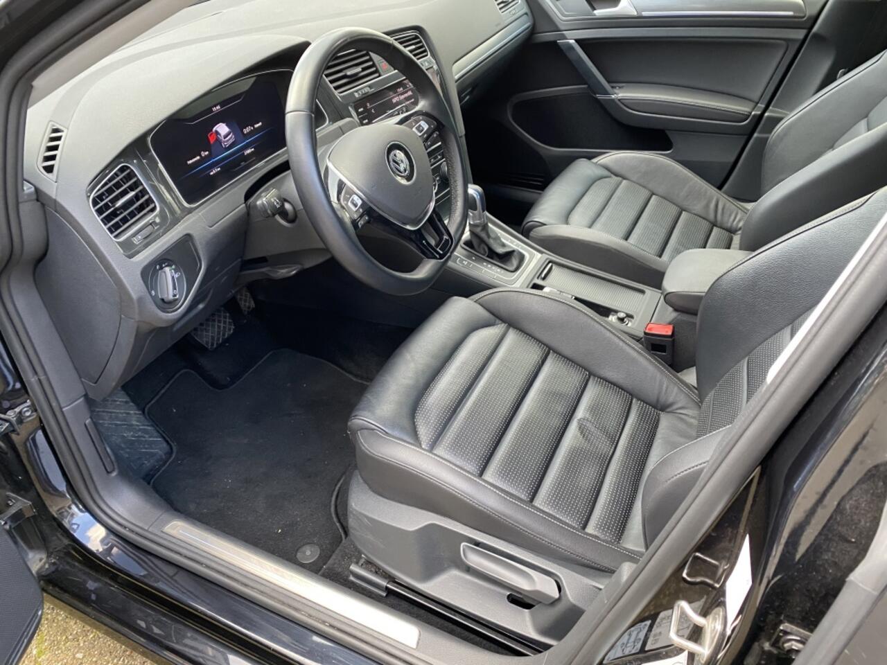 Volkswagen e-Golf e-Golf leer/navigatie/warmtepomp