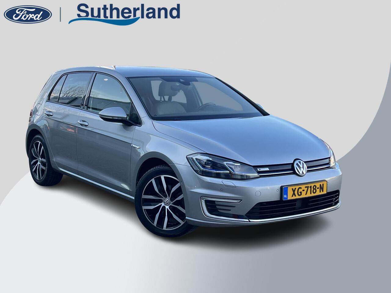 Volkswagen e-Golf e-Golf Virtual Cockpit | Lederen bekleding | Achteruitrijcamera | Warmtepomp | SOH 88,9% |