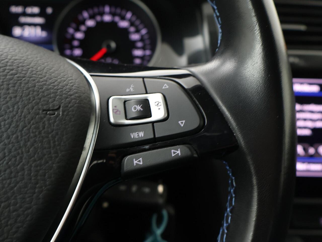 Volkswagen e-Golf E-DITION | 136 PK | SoH 87% | Adaptive cruise control | LED verlichting | Navigatiesysteem |