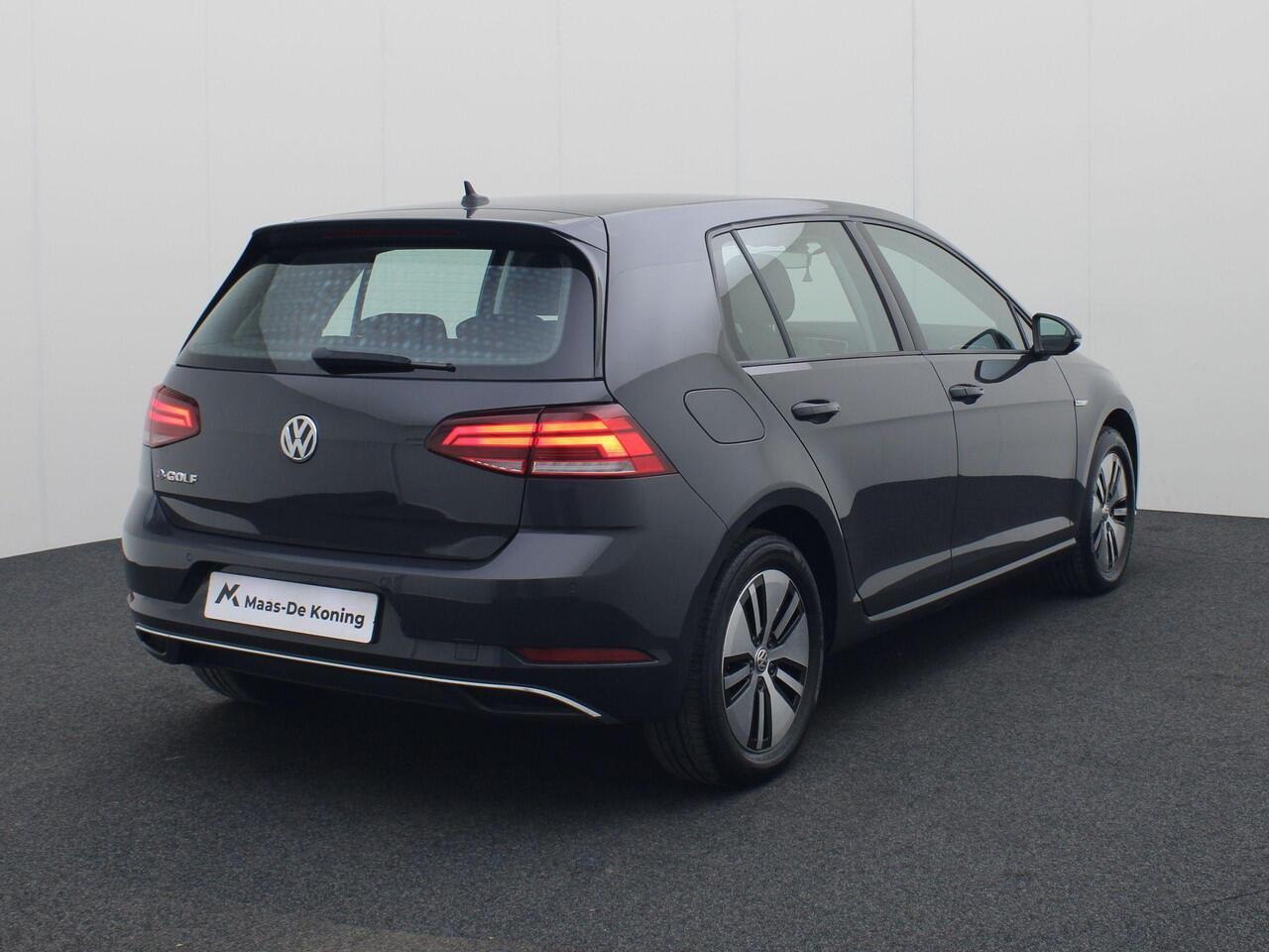 Volkswagen e-Golf 100kW/136PK E-DITION · Navigatie · Apple Carplay/Android Auto · Adaptive Cruise Control · Parkeersensoren ·