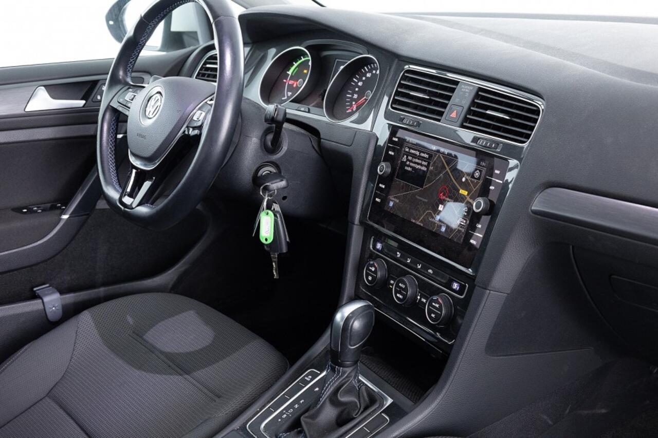 Volkswagen e-Golf E-DITION *SOH 91%* LED | NAVI ? 1e Eigenaar