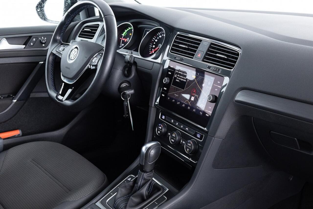 Volkswagen e-Golf E-DITION *SOH 91%* LED | NAVI ? 1e Eigenaar