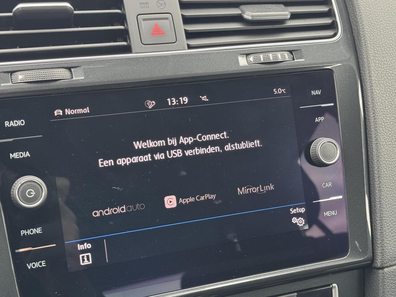 Volkswagen e-Golf E-DITION NL-AUTO | DIGI DASH | NAVI | CAMERA