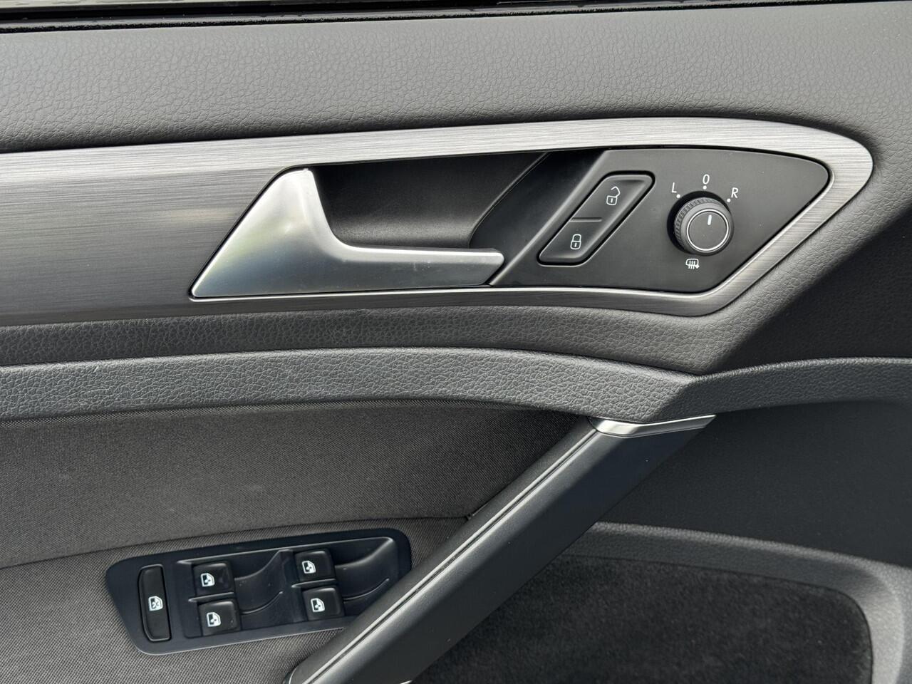 Volkswagen e-Golf E-DITION NL-AUTO | DIGI DASH | NAVI | CAMERA