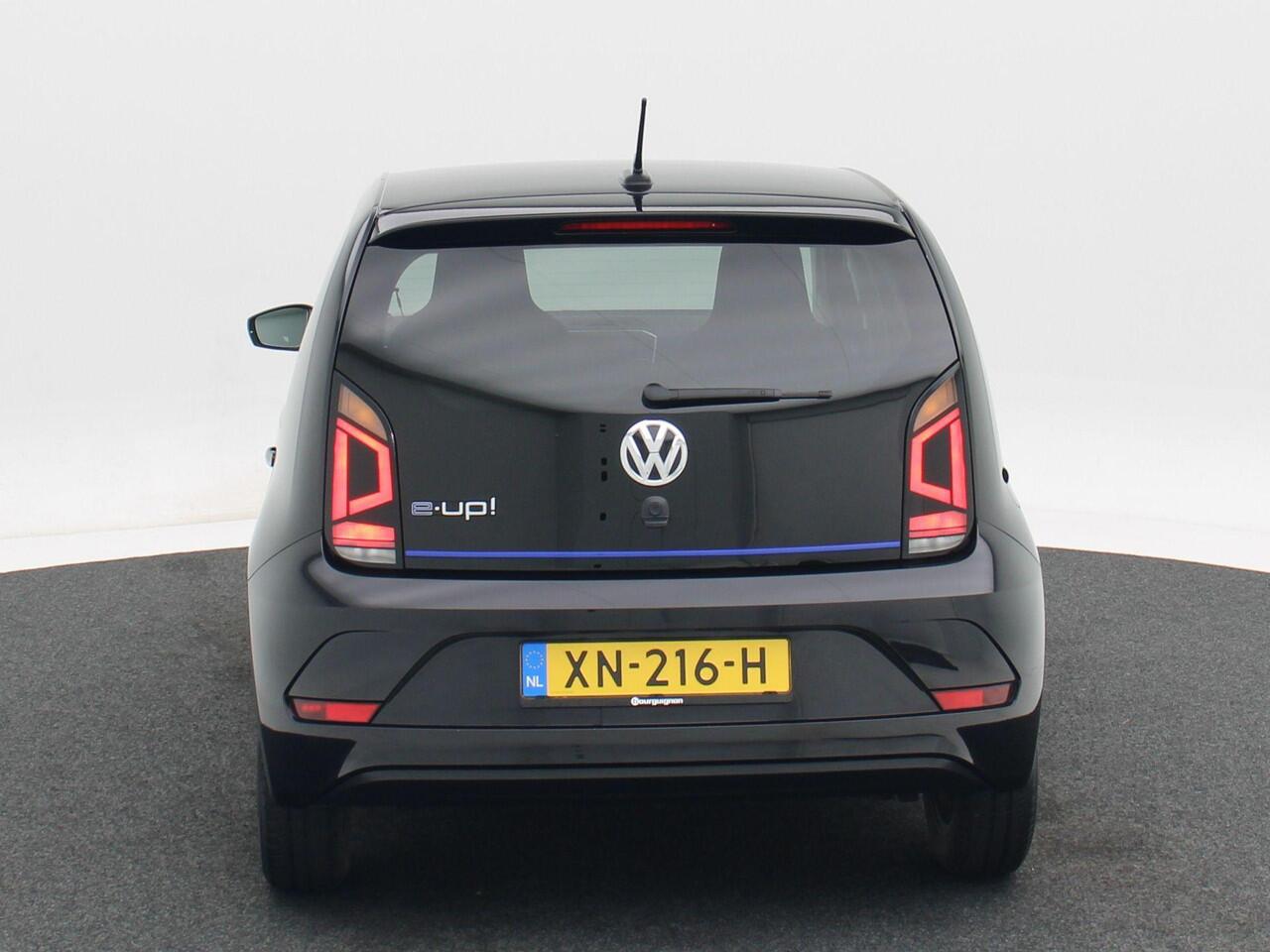 Volkswagen e-Up e-Up! Automaat | LED Dagrijverlichting | DAB | Elektrische Ramen | Regensensor | 15 Inch | 39.294 Km !!