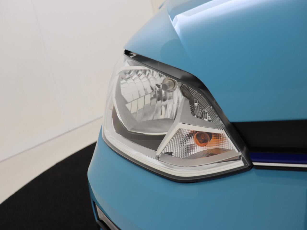 Volkswagen e-Up e-Up! Style | Bluetooth | Airco | DAB ontvanger | Elektrische ramen voor |