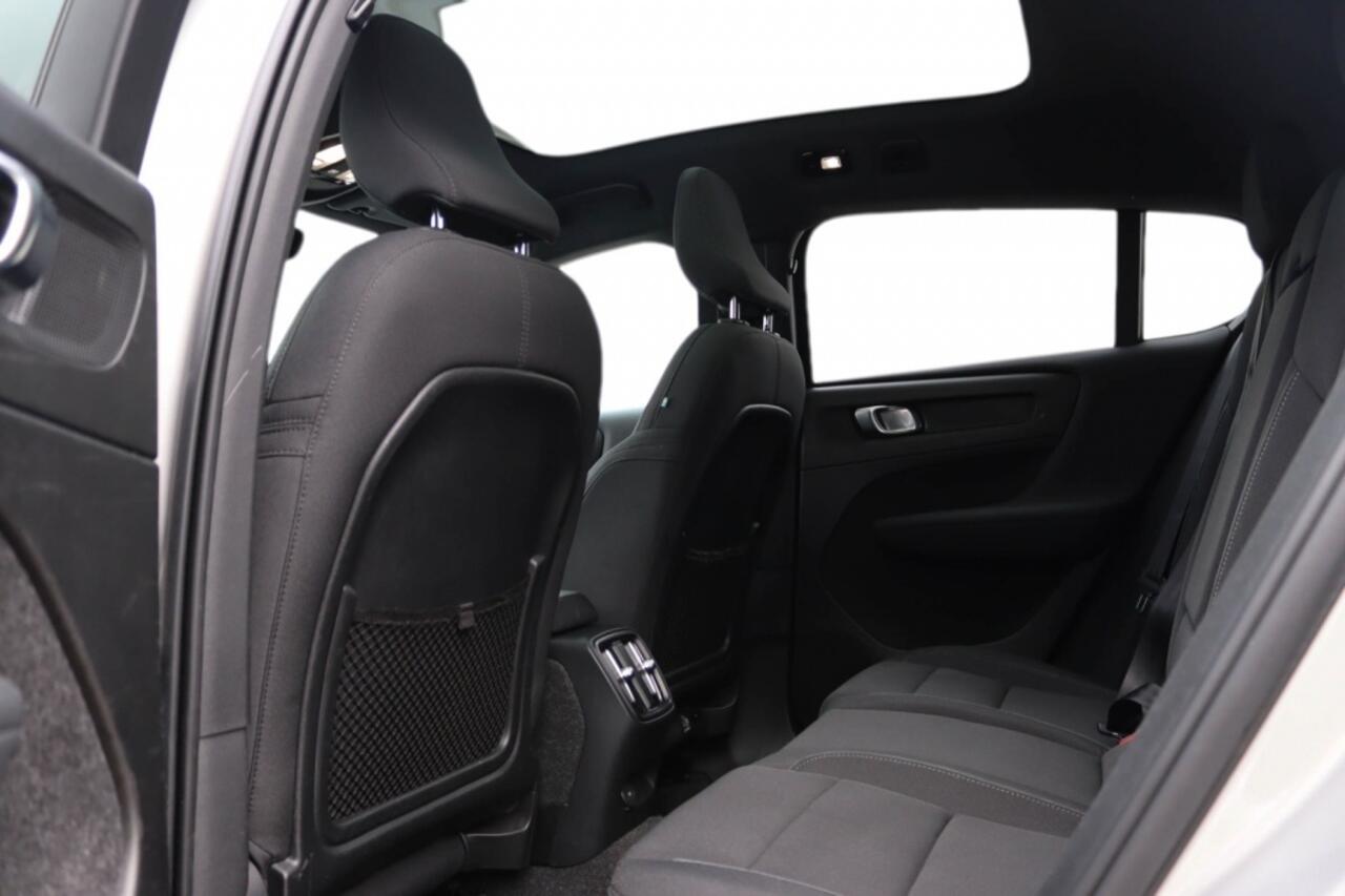 Volvo C40 1st Edition 408pk 78kWh Recharge Pure Electric AWD 90%SOH l Pano