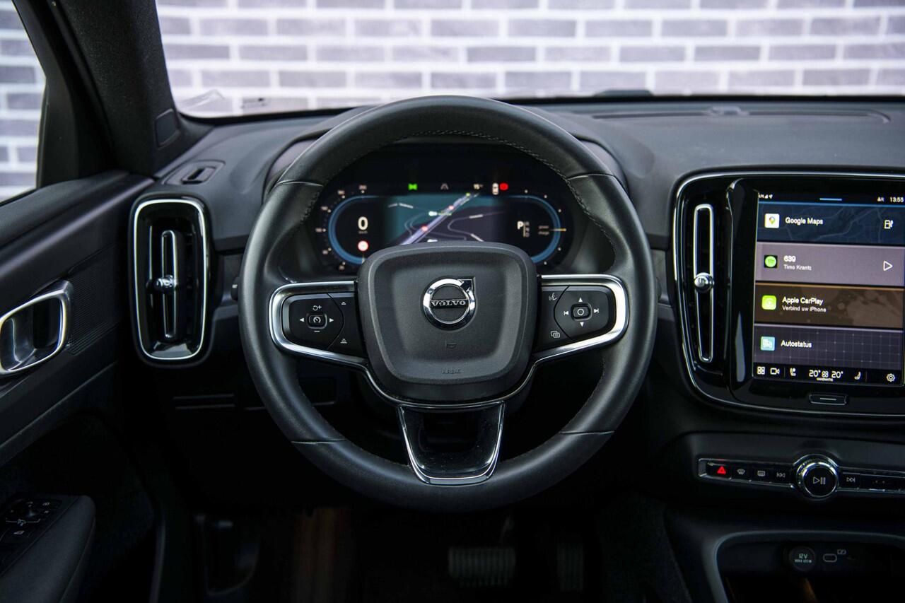 Volvo C40 Single Motor Plus 69 kWh | Adaptive cruise control | Stoel- en stuurverwarming | Warmtepomp | 20 inch velgen | Panoramadak | Camera |