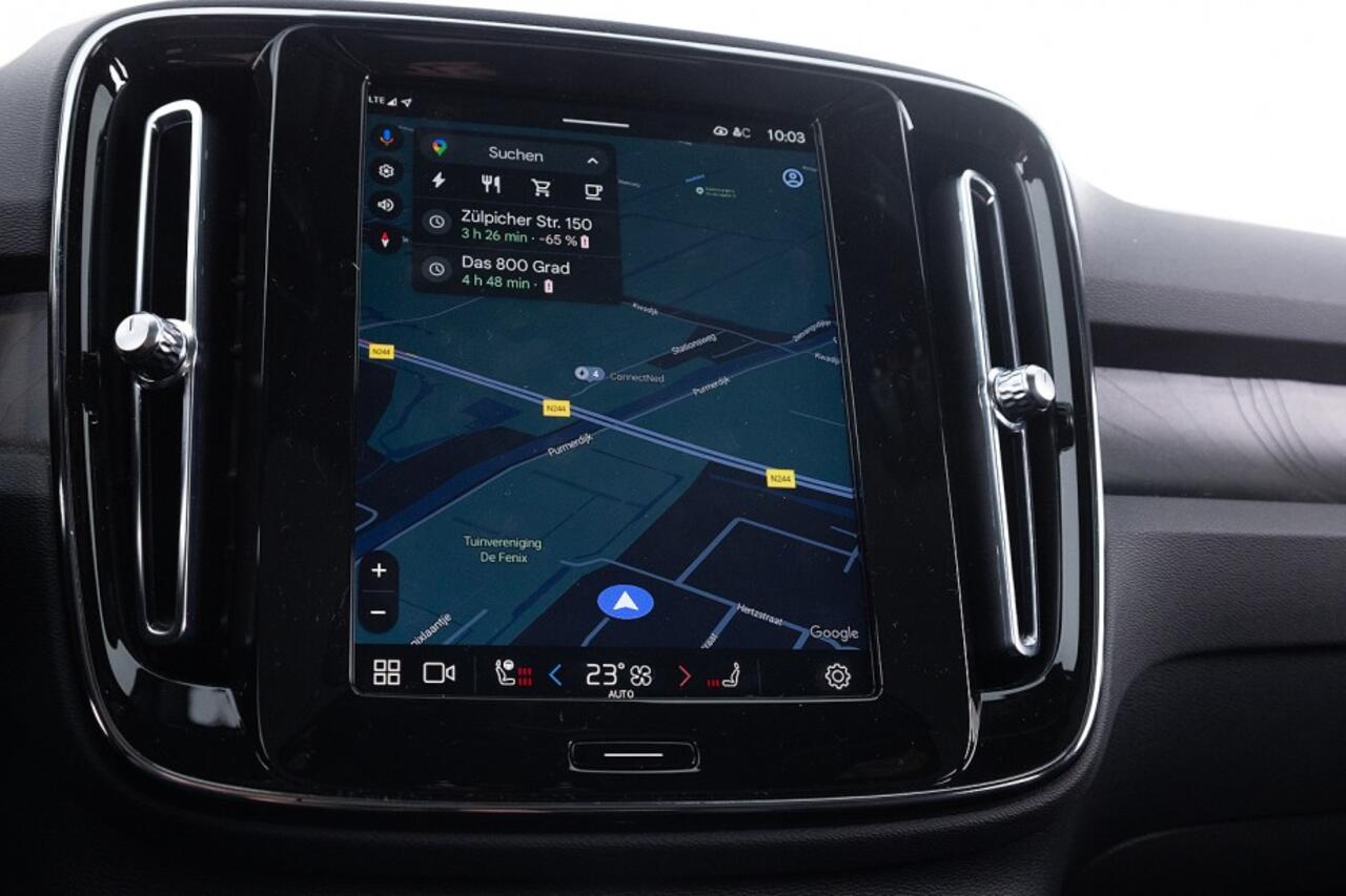 Volvo C40 Recharge Twin Motor Plus 408PK AWD | PANORAMADAK | Trekhaak