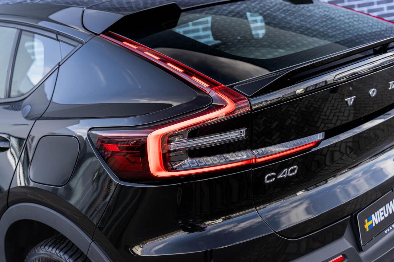 Volvo C40 Recharge Core 69 kWh | Google | Warmtepomp | Stoelverwarming | Trekhaak | Navigatie | Apple Carplay | Android Auto | Achteruitrijcamera | Parkeersensoren | LED Koplampen | Climate Control